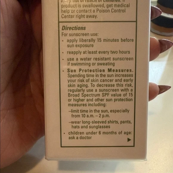 NEW La Mer Soft Fluid Long Wear Foundation - Amber - Picture 8 of 9